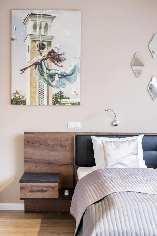 Sunny And Central Penthouse With Private Garage Budapest Extérieur photo