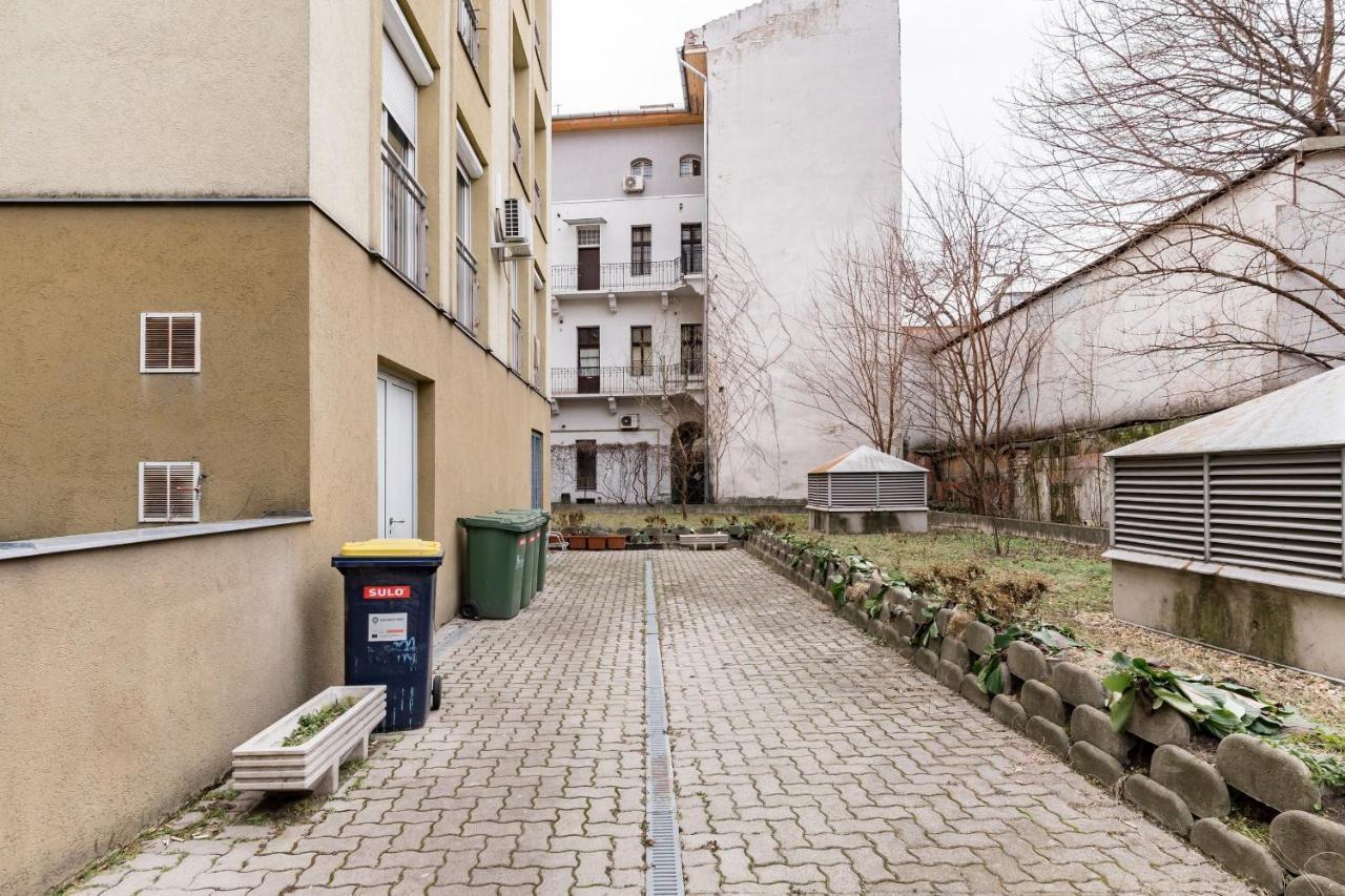 Sunny And Central Penthouse With Private Garage Budapest Extérieur photo